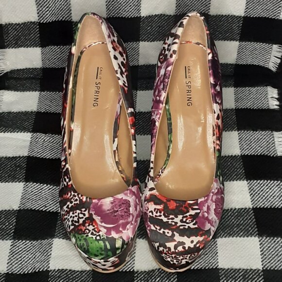 🌸8 Women's Floral Platform Wedges - Call It Spring🌸 - Picture 2 of 10